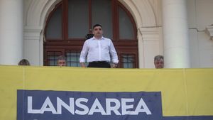 AUR a organizat la Iași o lansare regională a candidaților la alegerile europarlamentare / George Simion: „Mesajul nostru către Europa e că nu suntem ruda săracă”