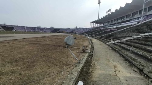 Proiectele investiţionale de interes public vor fi proritizate, anunță Guvernul / Construcţia de stadioane, cu cofinanţare de 25% din partea beneficiarilor