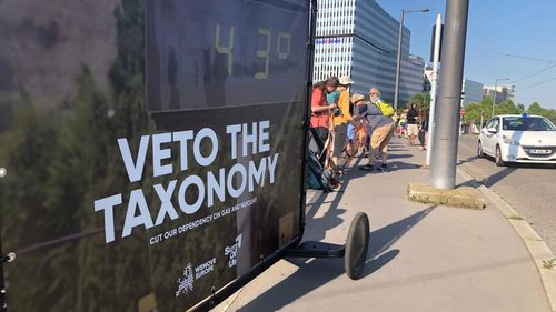 BREAKING Decizie importantă pentru România. Propunerea Comisiei privind ”taxonomia verde” a trecut la de Parlamentul European: Gazul natural și centralele nucleare sunt considerate ”verzi” și vor putea primi finanțări din fonduri europene