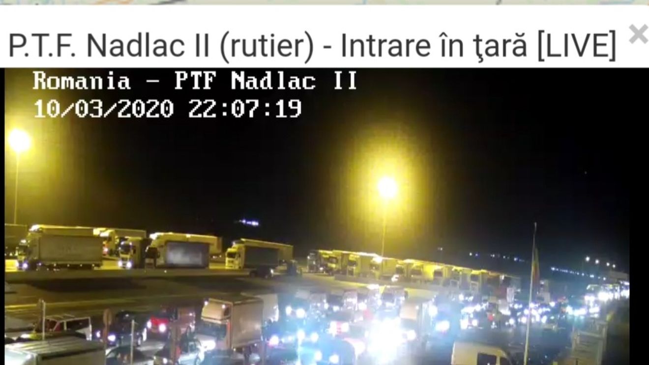 UPDATE Poliția de Frontieră: Traficul se desfășoară normal în Vama Nădlac/ Marcel Vela a convocat o ședință de urgență pentru deblocarea situației. Sute de mașini așteaptă să intre în țară