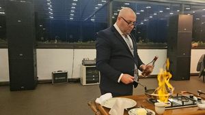 VIDEO | Secretul celor mai bune crêpes Suzette, dezvăluit de un specialist în ospitalitate: „Cel mai important este să ai un pic de pasiune”