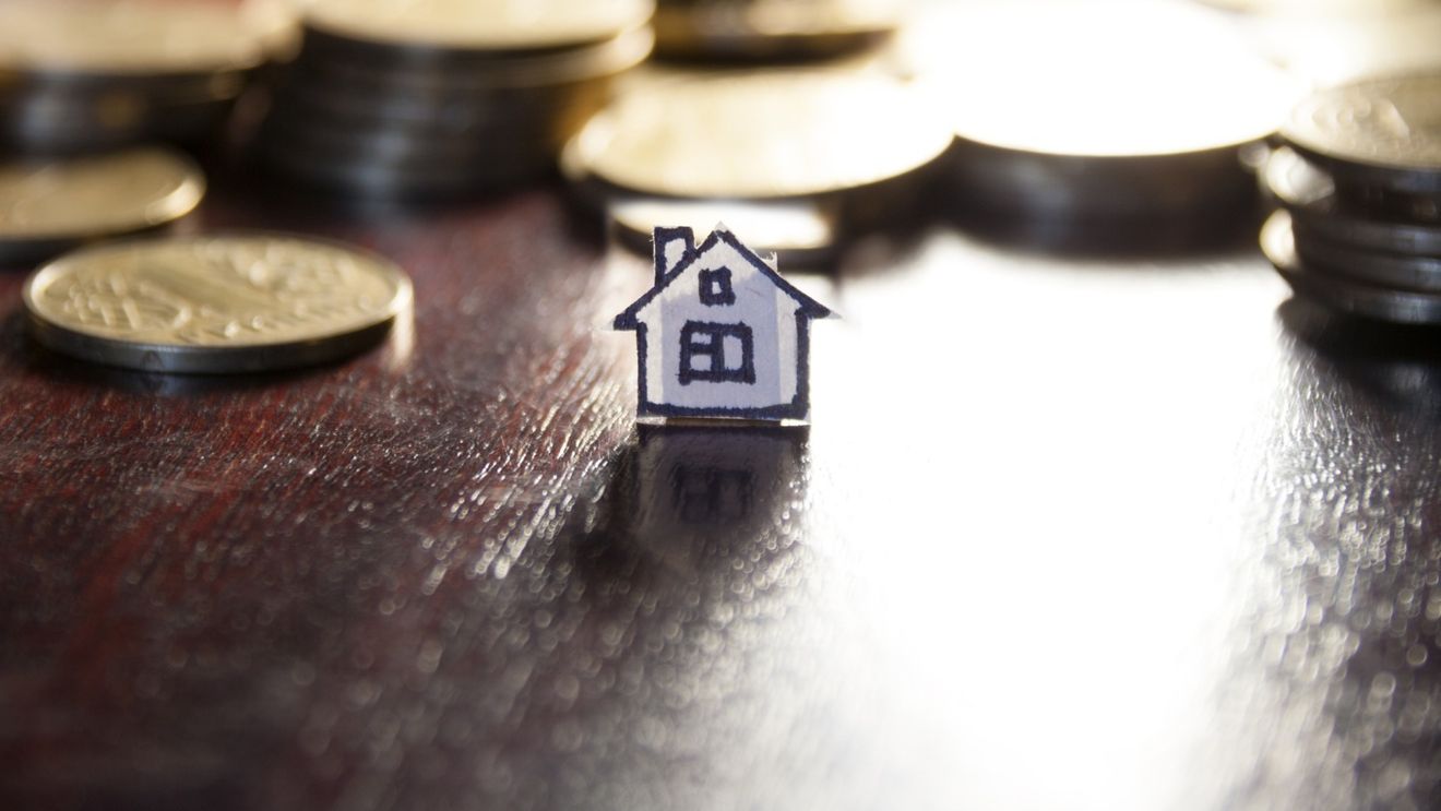 Omul de afaceri Daniel Ştefănescu, patronul firmei Gersim, reţinut pentru înşelăciune în domeniul imobiliar în județul Prahova / Aceleași apartamente ar fi fost vândute mai multor persoane