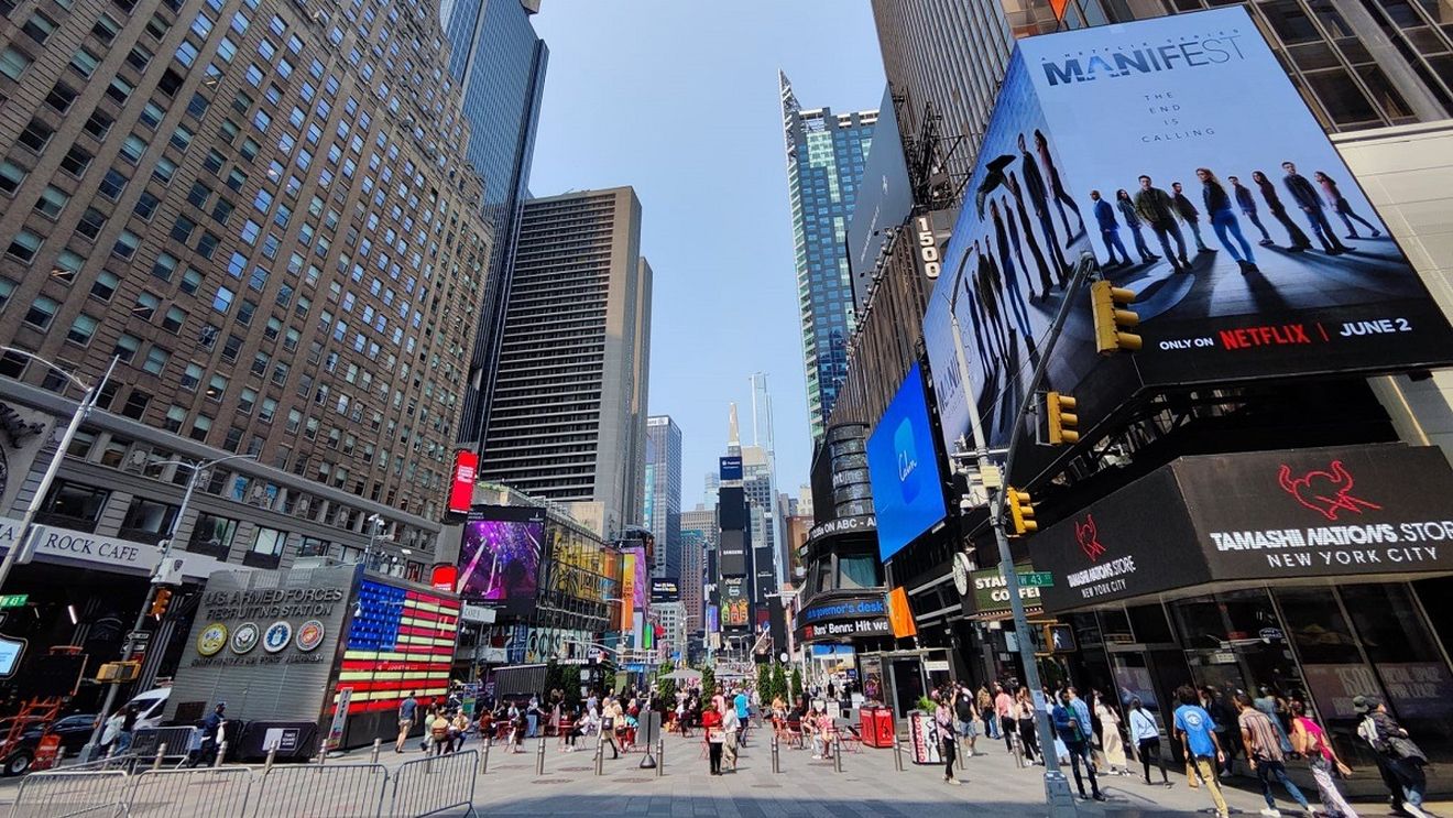 Criza migrației "va distruge New York-ul", afirmă primarul democrat al metropolei americane