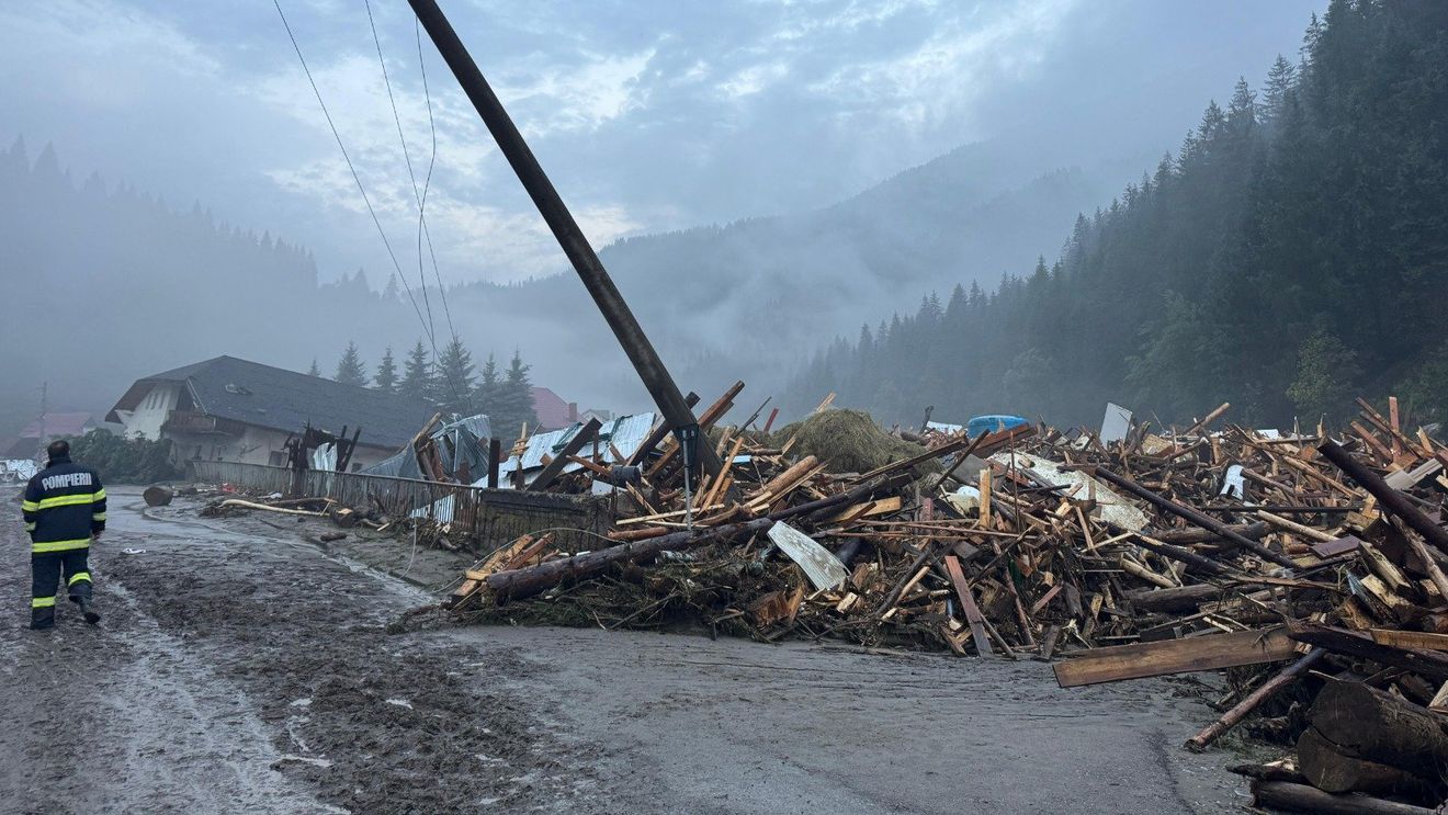 Ministrul Energiei: Echipele Delgaz Grid sunt pe teren şi lucrează la refacerea reţelelor electrice de la Broşteni