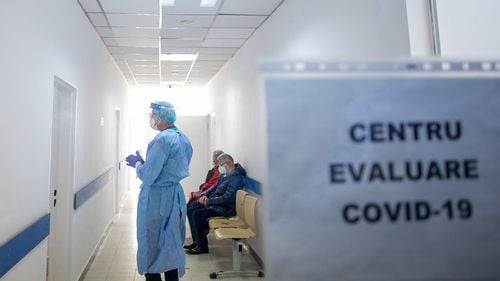 Managerul Institutului „Matei Balş” despre creşterea cazurilor de COVID: Avem un episod destul de serios, dar sunt forme uşoare