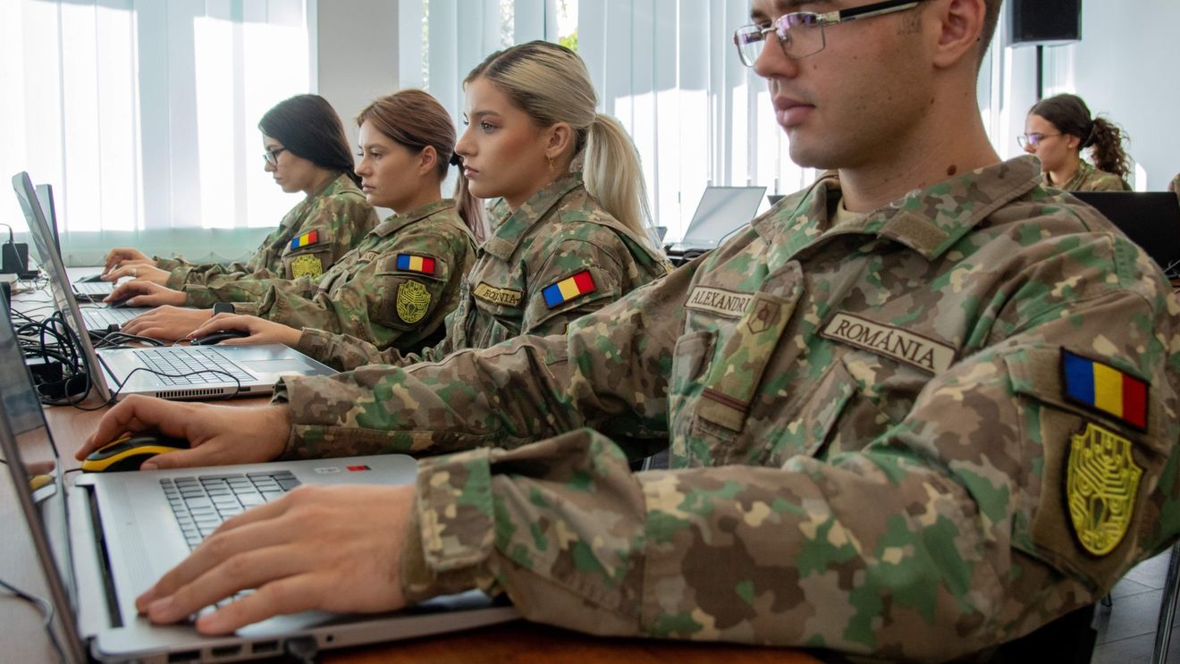 Executivul aprobă un memorandum de înţelegere privind cooperarea militară cu Egiptul