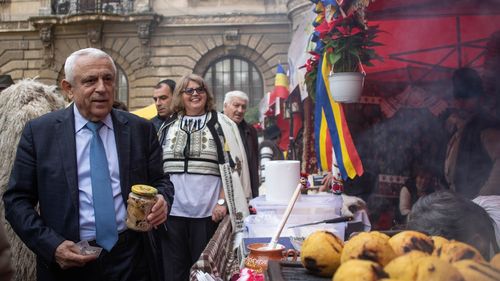 Fermierii îl acuză pe ministrul Petre Daea că nu a răspuns unei cereri de întâlnire cu oficiali din Ucraina pentru a rezolva criza cerealelor