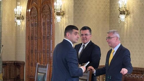 Peiu dă „asigurări” că AUR nu votează Guvernul Veștea: Nu putem vota un guvern care este expresia lui Nicușor Dan / Veștea a anunțat că mizează pe voturile AUR