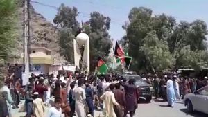 VIDEO Afganistan: Mai multe persoane au fost ucise în Asadabad, după ce talibanii au deschis focuri de armă la un protest de Ziua Independenței