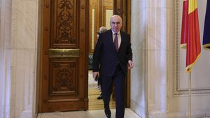 SURSE: Întâlnire Bolojan-Fritz-Kelemen marți dimineață, înaintea ședinței UDMR