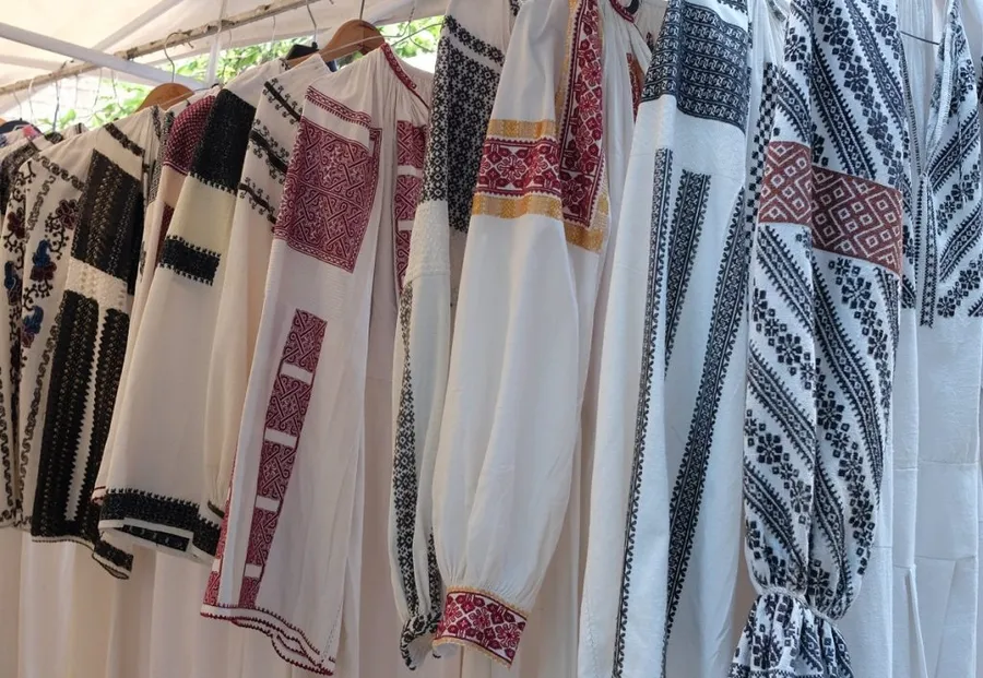 traditii, ie, costum popular, targ