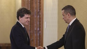 Sorin Grindeanu atac la PNL: „Brătienii second-hand s-au trezit brusc în conștiință și luptă cu PSD” / Îi răspunde și Oanei Gheorghiu „o doamnă pe care n-a votat-o nimeni”: Nu ați făcut nicio reformă, vreți doar să vindeți companiile de stat