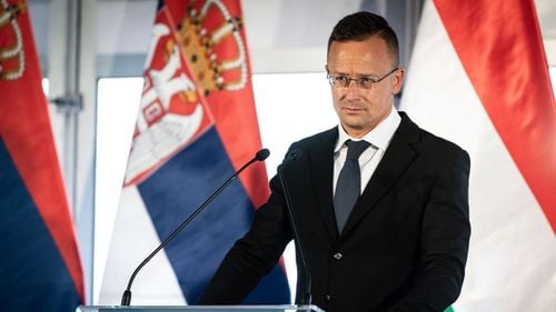 Ministrul ungar de Externe rupe unitatea alianților: Nu sprijinim Ucraina în faţa Rusiei / Moscova și Budapesta au o relație de respect reciproc