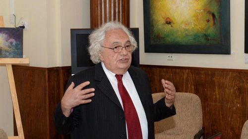 Basarab Nicolescu, primul olimpic român la matematică, stabilit de 50 de ani la Paris, despre incendiul de la Notre-Dame: Au fost imagini de sfârşit al lumii, uluitoare, de necrezut