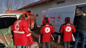 Crucea Roşie Vrancea, primul transport cu materiale şi echipamente de primă necesitate destinat victimelor cutremurelor din Turcia şi Siria