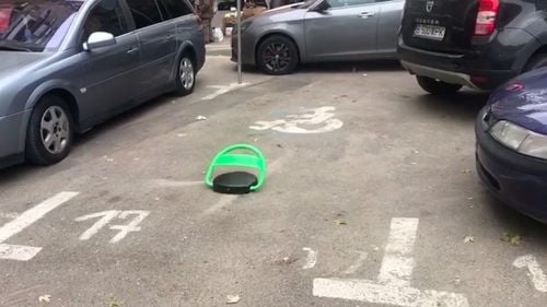 VIDEO  Cei care au abonamente pentru parcări în Sectorul 5 vor putea închiria de la Primărie dispozitive automatizate de blocare cu 10 lei/lună