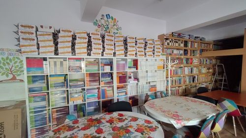 Consiliul Județean Brașov scoate Biblioteca Județeană dintr-un imobil/ Brașovenii protestează față de închiderea centrului după 20 de funcționare, în condiții de „fully booked”