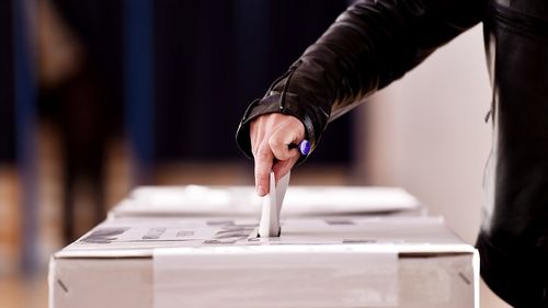 Când începe campania electorală pentru alegerile din 7 decembrie pentru Primăria București / Cine sunt posibilii candidați și până când se depun candidaturile / Noul primar general va avea un mandat parțial