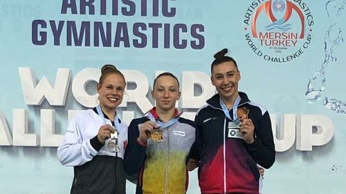 Șapte medalii, patru de aur, una de argint şi două de bronz, pentru gimnaștii români care au participat la Cupa Mondială din Turcia