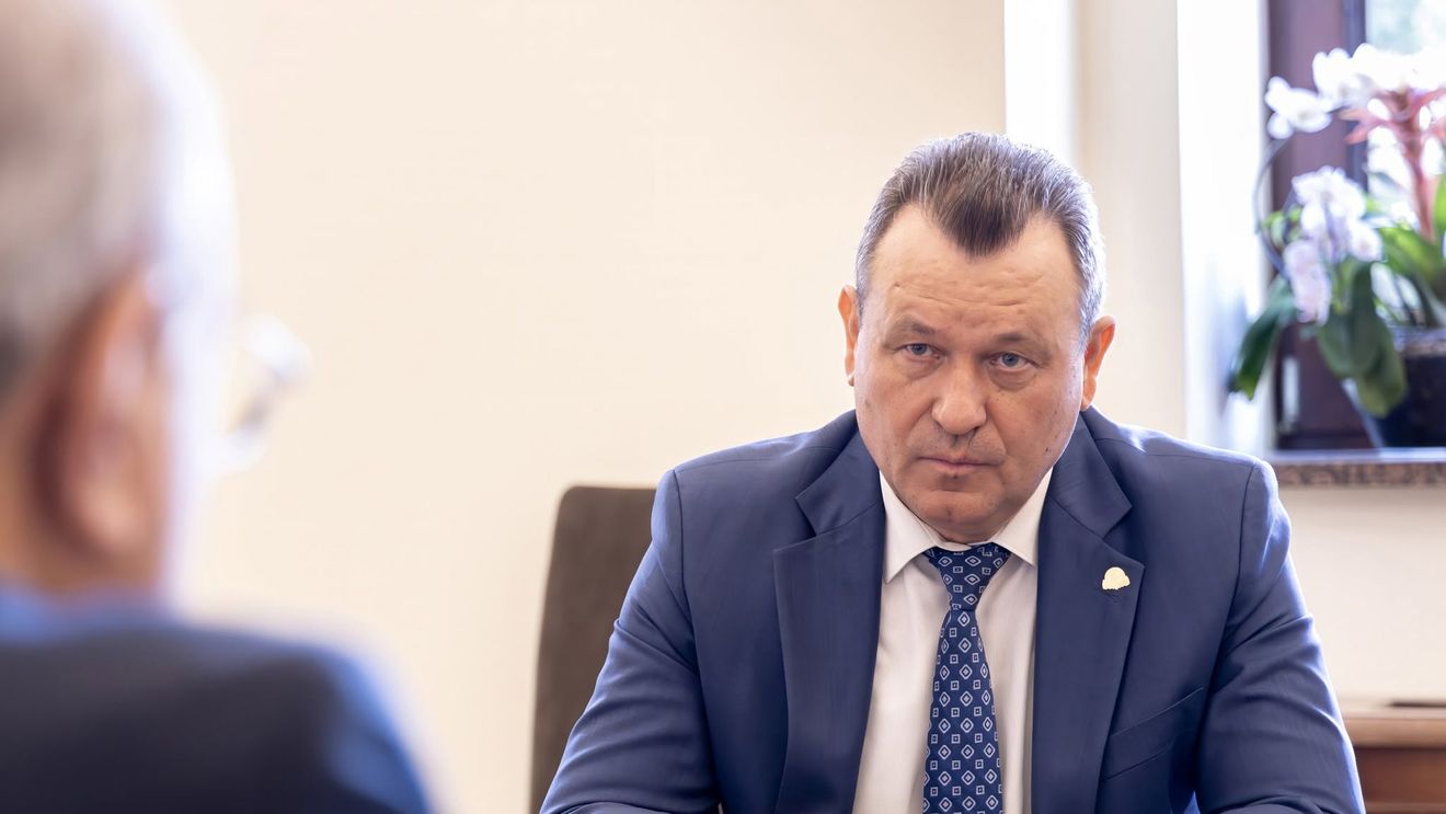 Nicolae Istudor, rectorul Academiei de Studii Economice din București, este favorit pentru funcția de ministru al Agriculturii în viitorul cabinet Tomac - surse