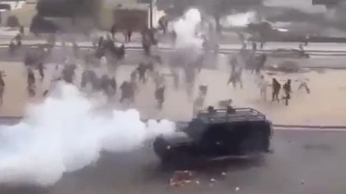 Senegal, pe marginea prăpastiei, după ce președintele Sall a amânat alegerile prezidențiale