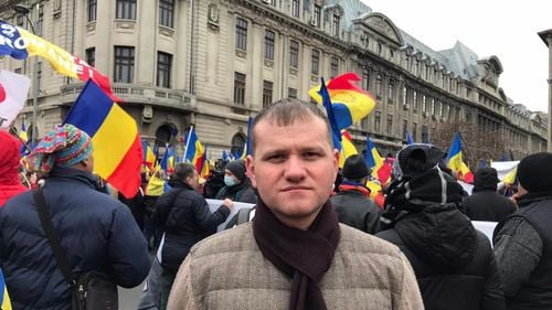 Parlamentarii lui George Simion au promovat și la Chișinău teza unei presupuse fraude la vot, fără să aducă nici o probă. Un promotor al oligarhului fugar Vlad Plahotniuc e principalul vector de imagine al candidatului AUR
