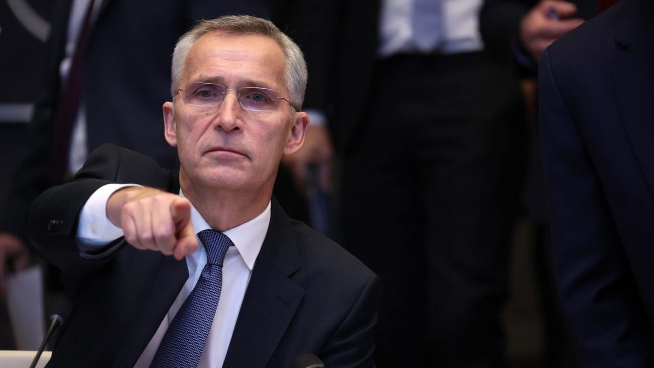 Jens Stoltenberg anunță că NATO nu a observat o schimbare de strategie nucleară a Rusiei, dar avertizează asupra ”brutalității și distrugerilor masive” care vor urma: ”Ucraina are nevoie urgent de armament greu, Occidentul trebuie să intensifice livrările”