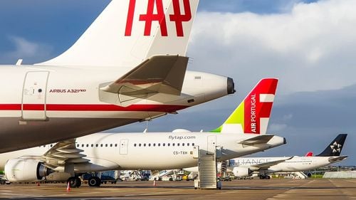 Aeroporturile portugheze, număr record de pasageri pe măsură ce turiștii se întorc/ Turismul, un motor cheie al economiei Portugaliei, reprezenta aproape 15% din produsul intern brut înainte de pandemie