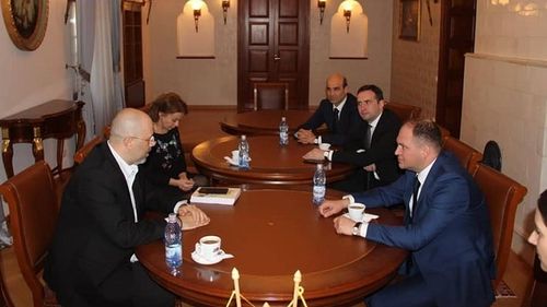 Primăria Chișinău se înfrățește cu Moscova. Primarul pro-rus Ceban curtează și Bucureștiul, fără rezultate palpabile însă