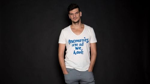 Tudor Chirilă, îndemn la protestul de sâmbătă seară, din Piața Victoriei, împotriva legilor securității: ”Chiar suntem pregătiți să predăm viețile copiilor noștri fără niciun pic de luptă?”