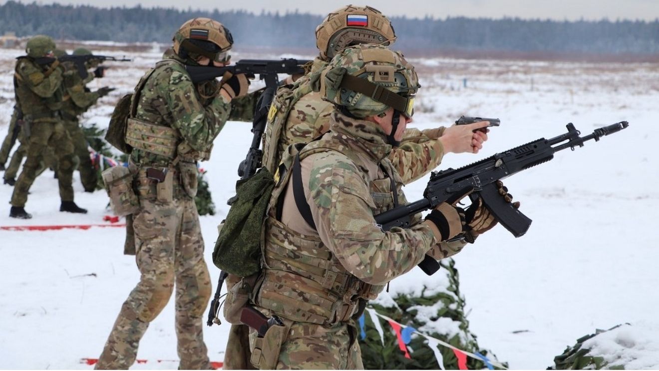 Casa Albă avertizează că SUA intenționează să-și consolideze prezența militară în Europa de Est și să impună sancțiuni fără precedent Moscovei, în cazul în care Rusa ar ataca Ucraina