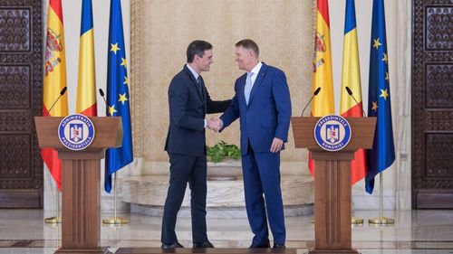 Președintele Iohannis, alături de premierul spaniol Pedro Sánchez: Contăm pe sprijinul Spaniei pentru crearea rapidă a Grupului de Luptă amplasat în România