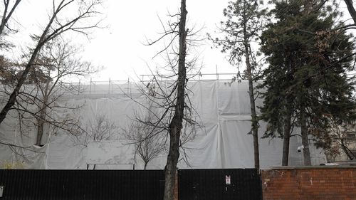 Vila pentru Klaus Iohannis: cu 6 luni înainte de secretizarea contractului de 9 milioane de euro au fost încheiate alte două acorduri de renovare care sunt publice / Zeci de contracte de lucrări ale RAAPPS sunt nesecrete, inclusiv pentru Palatul Victoria, Vilele Lac 1 și 2