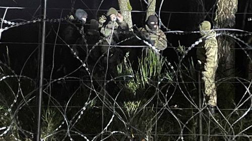 Polonia a fortificat până în acest moment 60 de kilometri ai frontierei sale cu Belarus