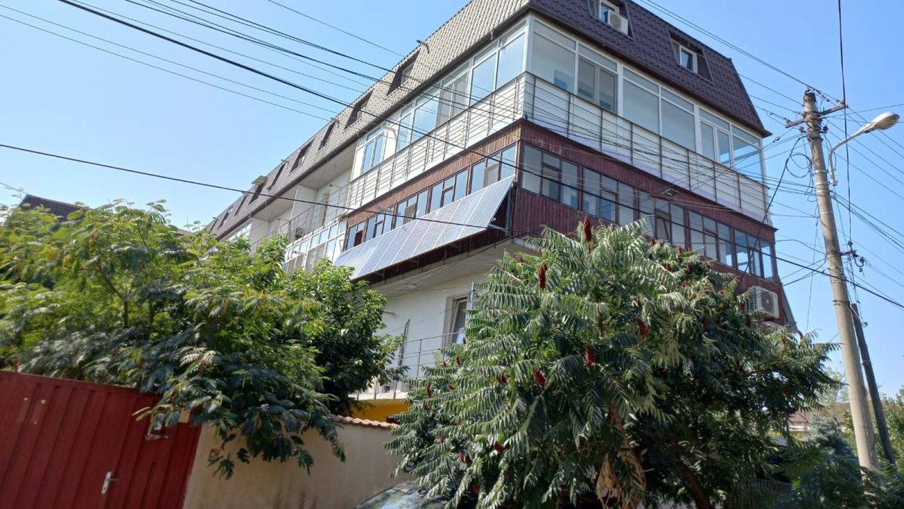 Nicuşor Dan, despre blocul construit ilegal în Sectorul 5, debranşat de la curent: Trebuie demolat iar locatarii despăgubiţi de Primăria de Sector