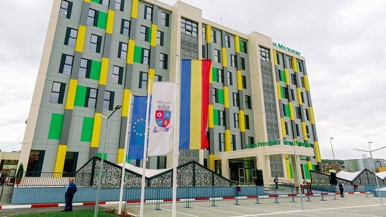 Știrile Pro Tv: Toți medicii de la spitalul din Mioveni și-au dat demisia când au aflat că trebuie să trateze pacienți cu coronavirus. Ei acuză că nu au echipamente de protecție