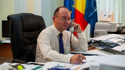 Ministrul român de Externe, discuții la Davos cu omologul austriac despre aderarea la Schengen / Aurescu a făcut apel la reconsiderarea poziţiei adoptate anterior
