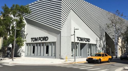 Cum vrea să contracareze brandul de lux Tom Ford scăderea vânzărilor din China / Prăbușirea pieței a lovit în plin grupul francez Kering