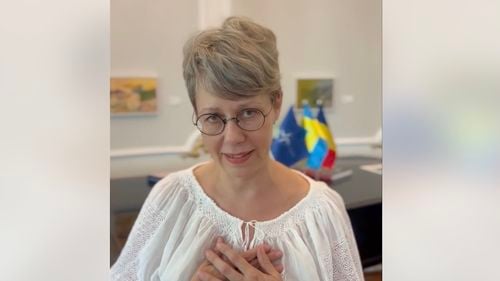 VIDEO Ambasadoarea Suediei își ia rămas bun de la români: ”Aici am întâlnit doar oameni care m-au primit cu multă căldură” / ”Mulțumesc din suflet României și românilor pentru tot ce mi-ați oferit”