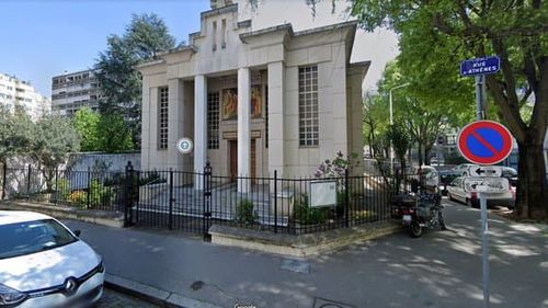 UPDATE Un suspect a fost arestat după ce un preot ortodox grec a fost împuşcat şi rănit grav în Lyon/ Atacul, la două zile de la masacrul din Nisa, unde trei persoane au fost ucise de un tunisian extremist