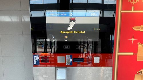 Drulă: Gata cu ”fisele verzi” la parcarea de pe aeroportul Otopeni/ Mâine noul sistem intră în plată / Vom avea curând și un nou sistem de benzi de bagaje la sosiri