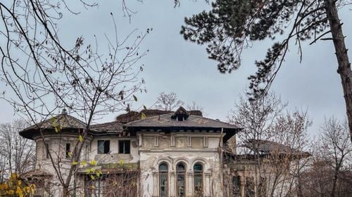 Clotilde Armand cere aviz Ministerului Culturii pentru exproprierea şi salvarea imobilului „Casa Miclescu”, din Bulevardul Kiseleff, acuzându-l pe ministrul Romașcanu că ține blocată procedura