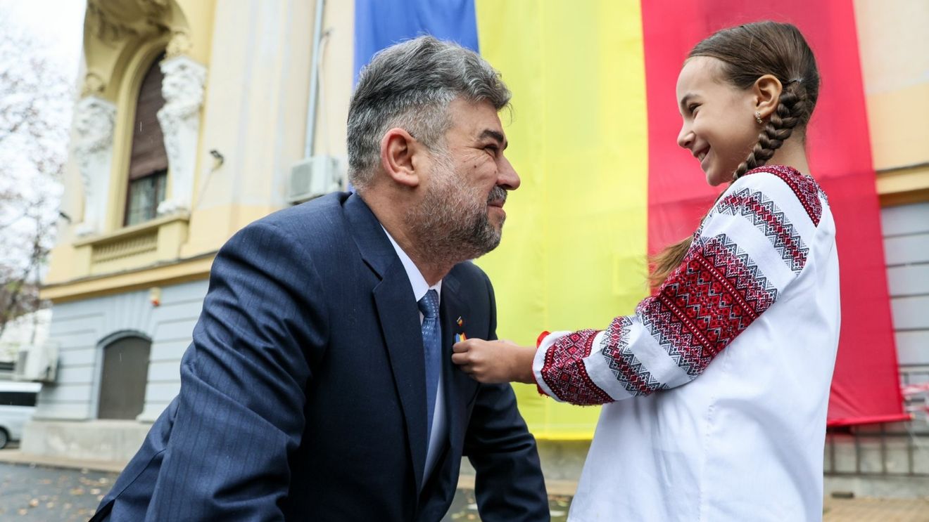 Ciolacu: Delia, un copil minunat de 10 ani, mi-a dăruit astăzi o broşă tricoloră cu România făcută de mânuţele ei / Avem o şansă extraordinară să îndeplinim total visul european şi să aderăm la Schengen