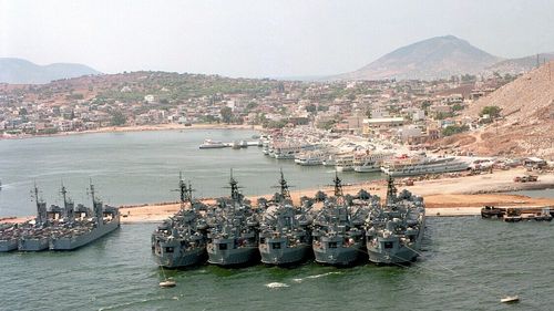 BREAKING Doi români au fost arestați pentru spionaj în Grecia. Aveau fotografii cu o importantă bază navală
