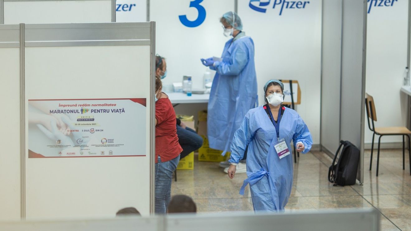 6.616 persoane vaccinate anti-COVID cu prima doză în ultimele 24 de ore