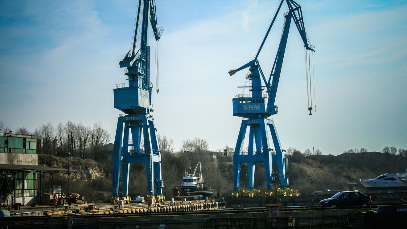 Ministrul Economiei: Suntem în negocieri avansate cu un potenţial investitor care să închirieze forţa de muncă şi facilităţile de la şantierul naval Mangalia