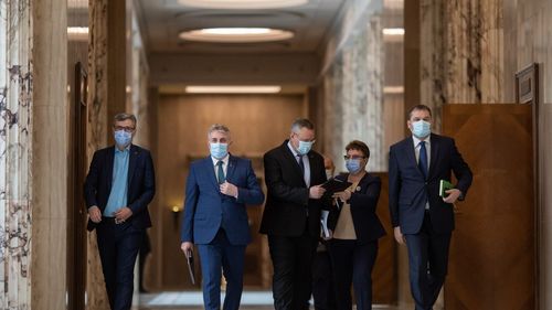 Ministrul Dezvoltării, despre întâlnirea cu preşedintele Klaus Iohannis: Vrea să fie la curent cu ceea ce se întâmplă în Guvern. E o chestiune legitimă, a fost o discuţie civilizată, echilibrată