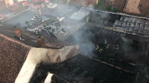 UPDATE: Incendiu lângă restaurantul Zorba the Greek din Brașov, localul a suferit pagube minime, nici o victimă