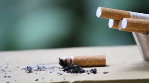 OMS acuză giganții din industria alimentară, a tutunului și a alcoolului că blochează politicile de sănătate „salvatoare de vieți”