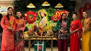 Cum sărbătoresc asiaticii din Timișoara Anul Nou Chinezesc: Facem o petrecere cu mâncare, cu băutură. Vietnamezii obișnuieșc să facă karaoke / Petrecere și în famila primarului Dominic Fritz